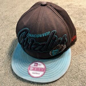 Vintage hardwood classics Vancouver Grizzlies SnapBack hat adjustable cap NBA